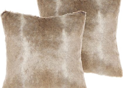 Beliani Poduszka Dekoracyjna Brązowa Boho Włochacz Jednolita 45X45 Zestaw 2 Hordeum 313796