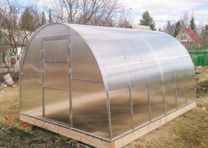 Szklarnia poliwęglan 2,4×8 m ogrodowa PROFIL 20x20mm
